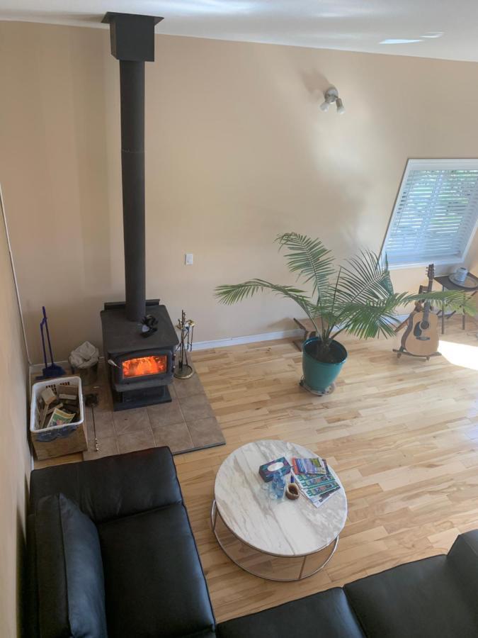 Salish B&B And Spa Вест-Келоуна Экстерьер фото